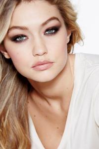 Maybelline Welcomes Gigi Hadid